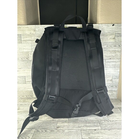 Mission Workshop Vandal Rucksack Backpack Green Black Durable - Picture 4 of 11